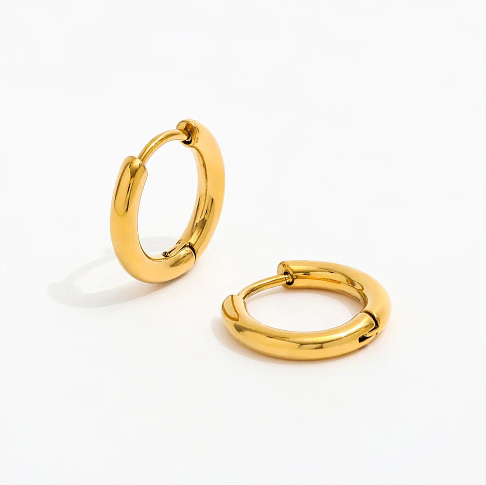 Small Gold Huggie Hoop Earrings — 2.5Mm 18K Gold Plated, 925 Sterling Silver