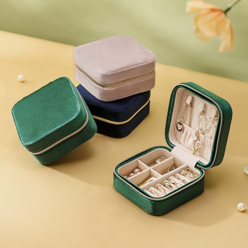 Travel Jewelry Box Portable Jewelry Case for Earring, Ring, Necklace,Bracelet Small Jewlery Organizer with Zipper (Green)